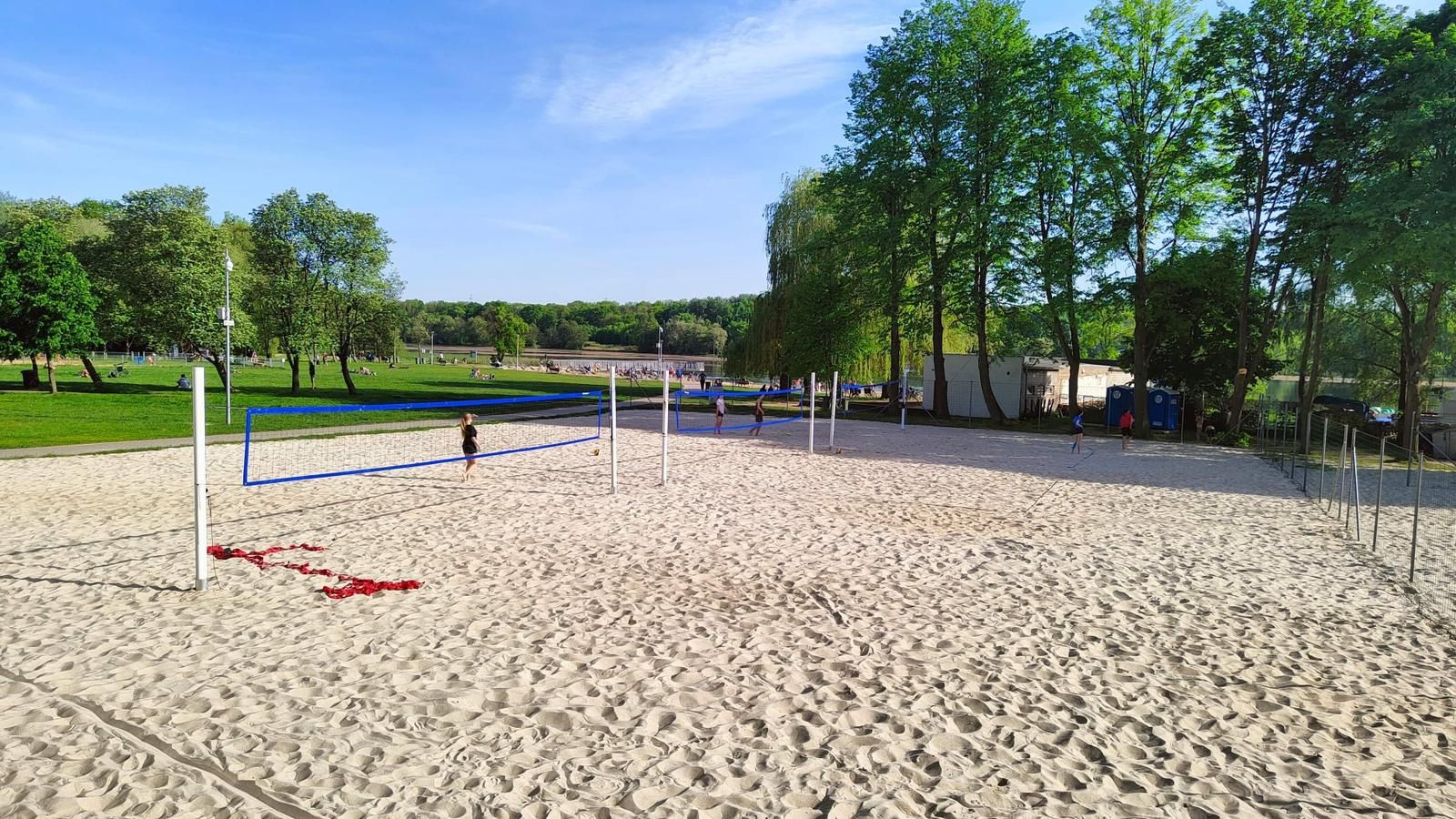 Boiska siatkówki plażowej